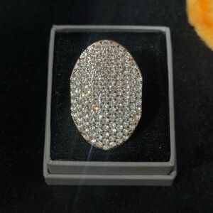 Antique Oval Cluster Ring with Stretchable Band